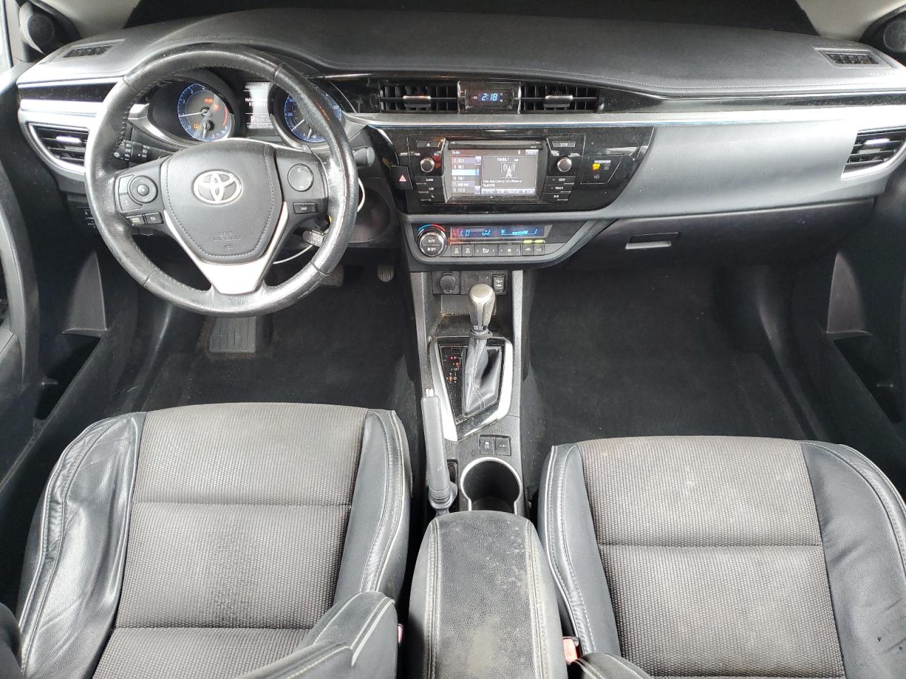 2015 Toyota Corolla L VIN: 5YFBURHE4FP256979 Lot: 86133885