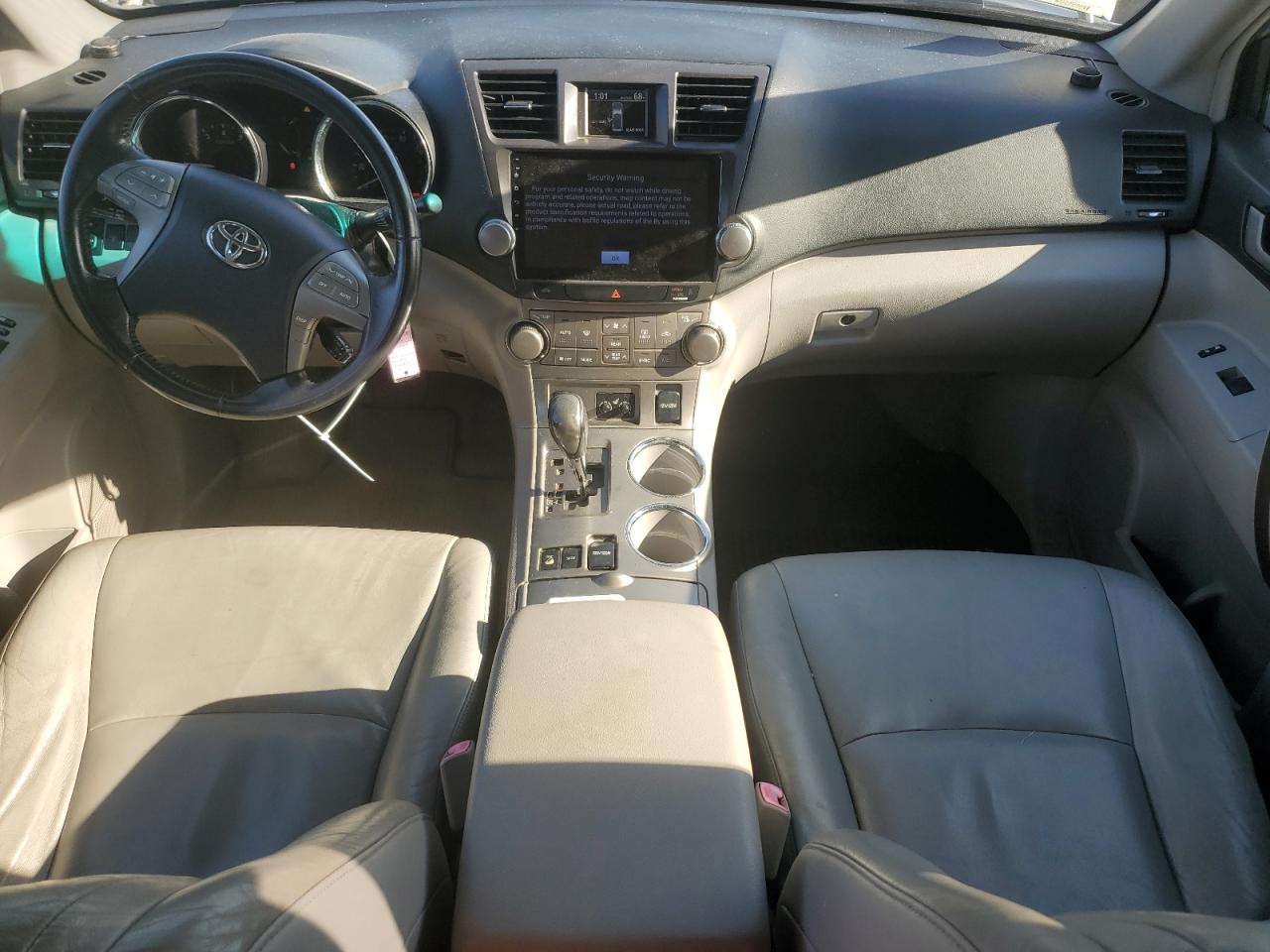 2008 Toyota Highlander Sport VIN: JTEES43AX82097392 Lot: 81980135