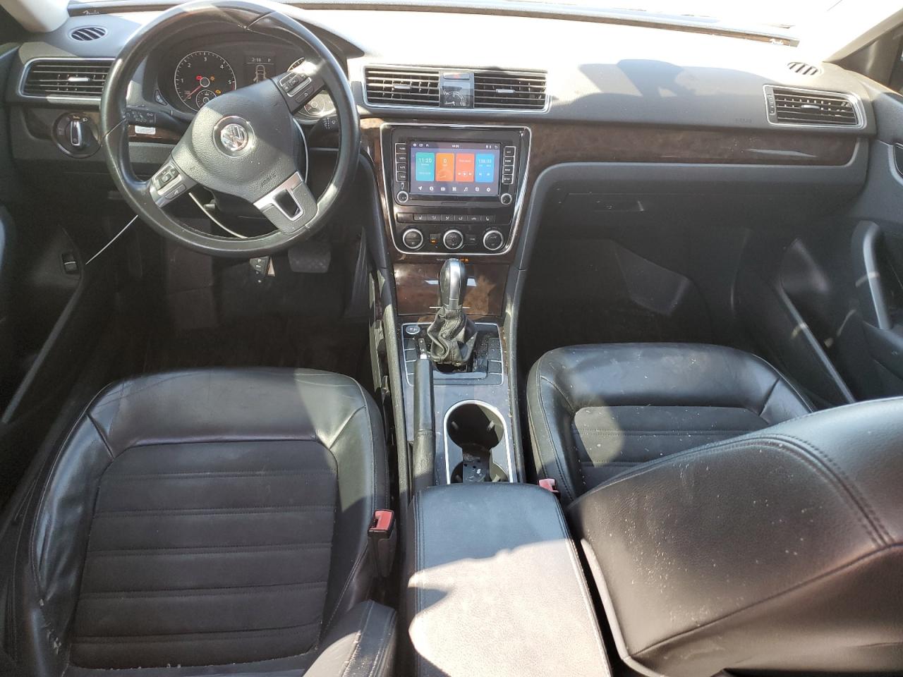 2015 Volkswagen Passat Sel VIN: 1VWCV7A39FC035768 Lot: 89872625