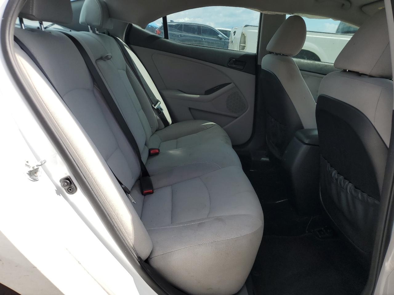 2015 Kia Optima Lx VIN: 5XXGM4A7XFG496874 Lot: 82284525