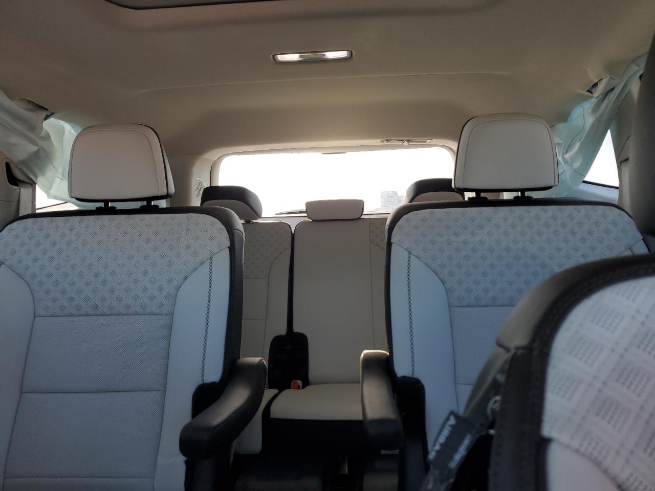 2024 GMC Acadia Denali VIN: 1GKENRKS1RJ163455 Lot: 82246365