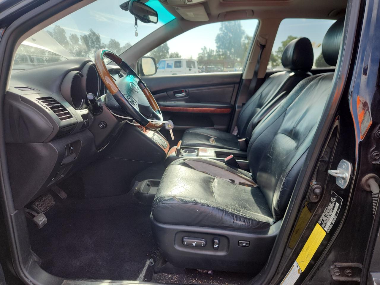 2006 Lexus Rx 330 VIN: JTJGA31U160063709 Lot: 90720335