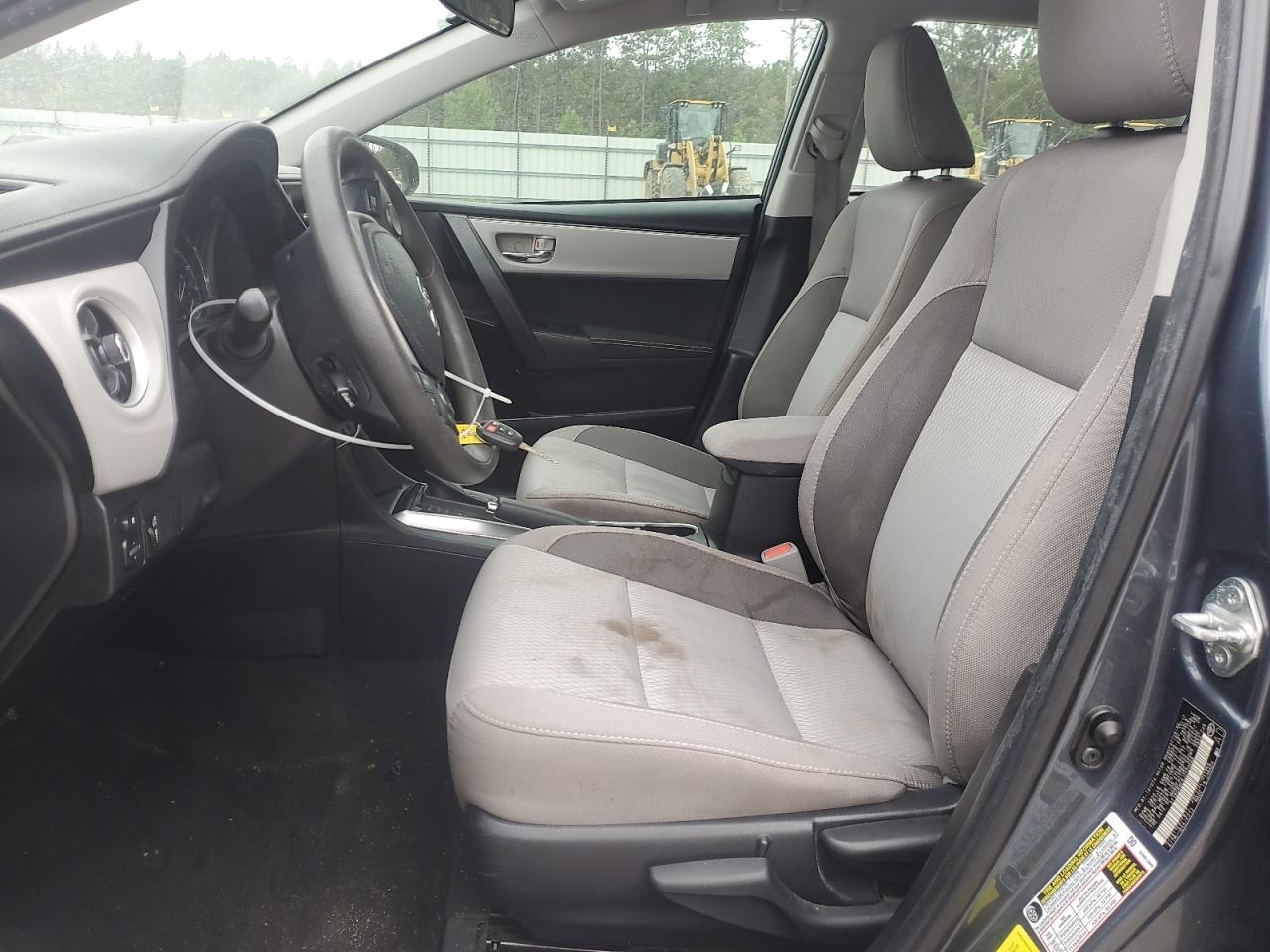 2018 Toyota Corolla L VIN: 2T1BURHE8JC020666 Lot: 85920565