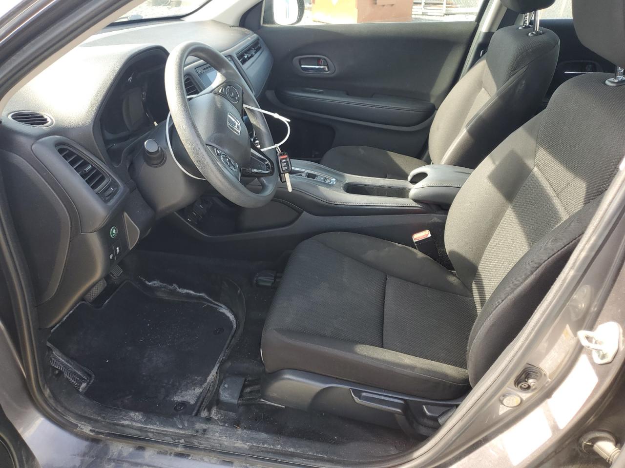 2016 Honda Hr-V Lx VIN: 3CZRU6H33GM102701 Lot: 82315235