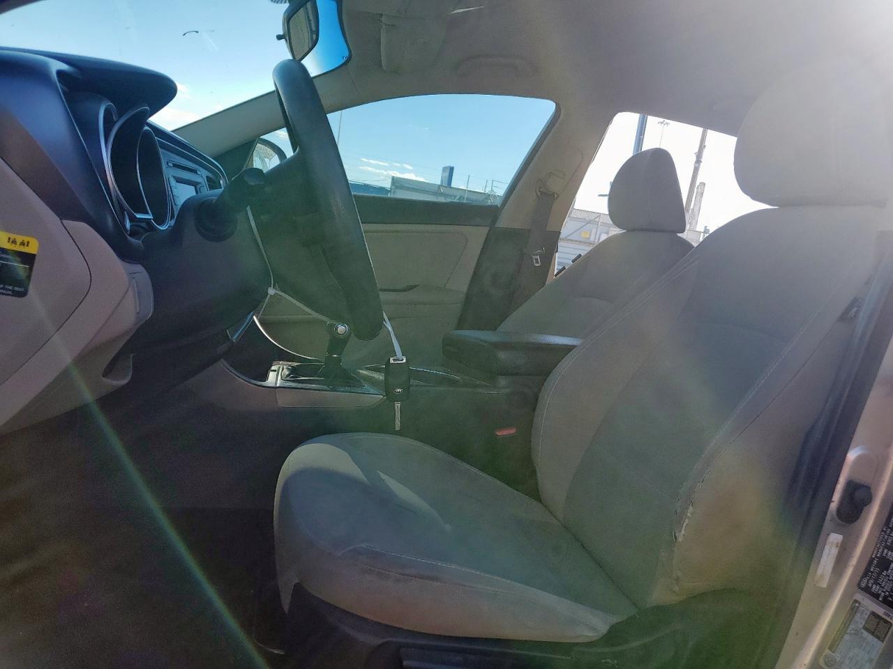 2015 Kia Optima Lx VIN: 5XXGM4A71FG471426 Lot: 81960975