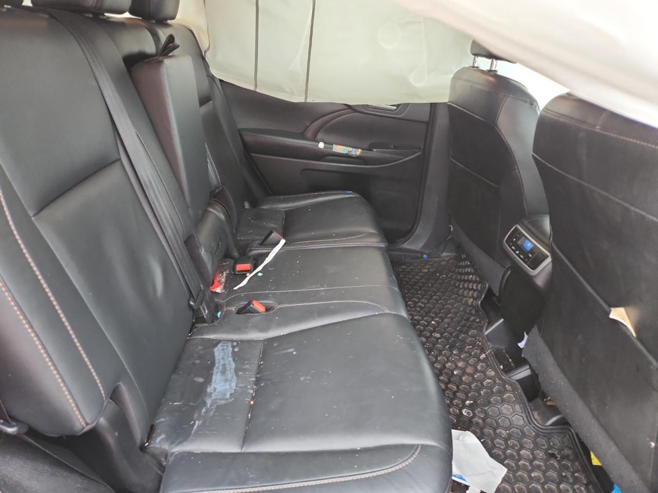 2017 Toyota Highlander Se VIN: 5TDJZRFH0HS429286 Lot: 90719585