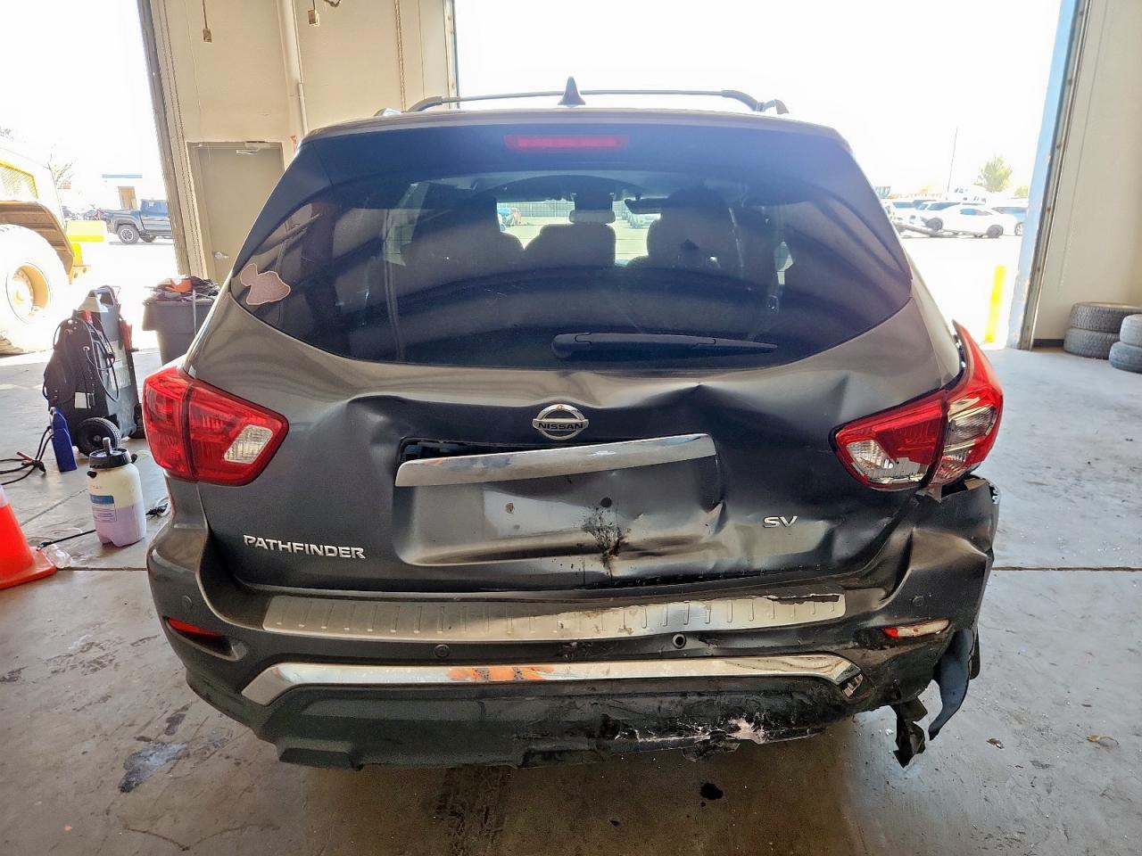 2020 Nissan Pathfinder Sv VIN: 5N1DR2BN2LC608435 Lot: 85346255