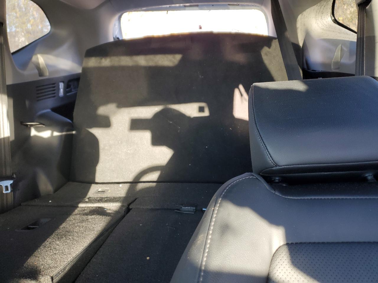 2022 Honda Cr-V Exl VIN: 2HKRW2H81NH634665 Lot: 90837095