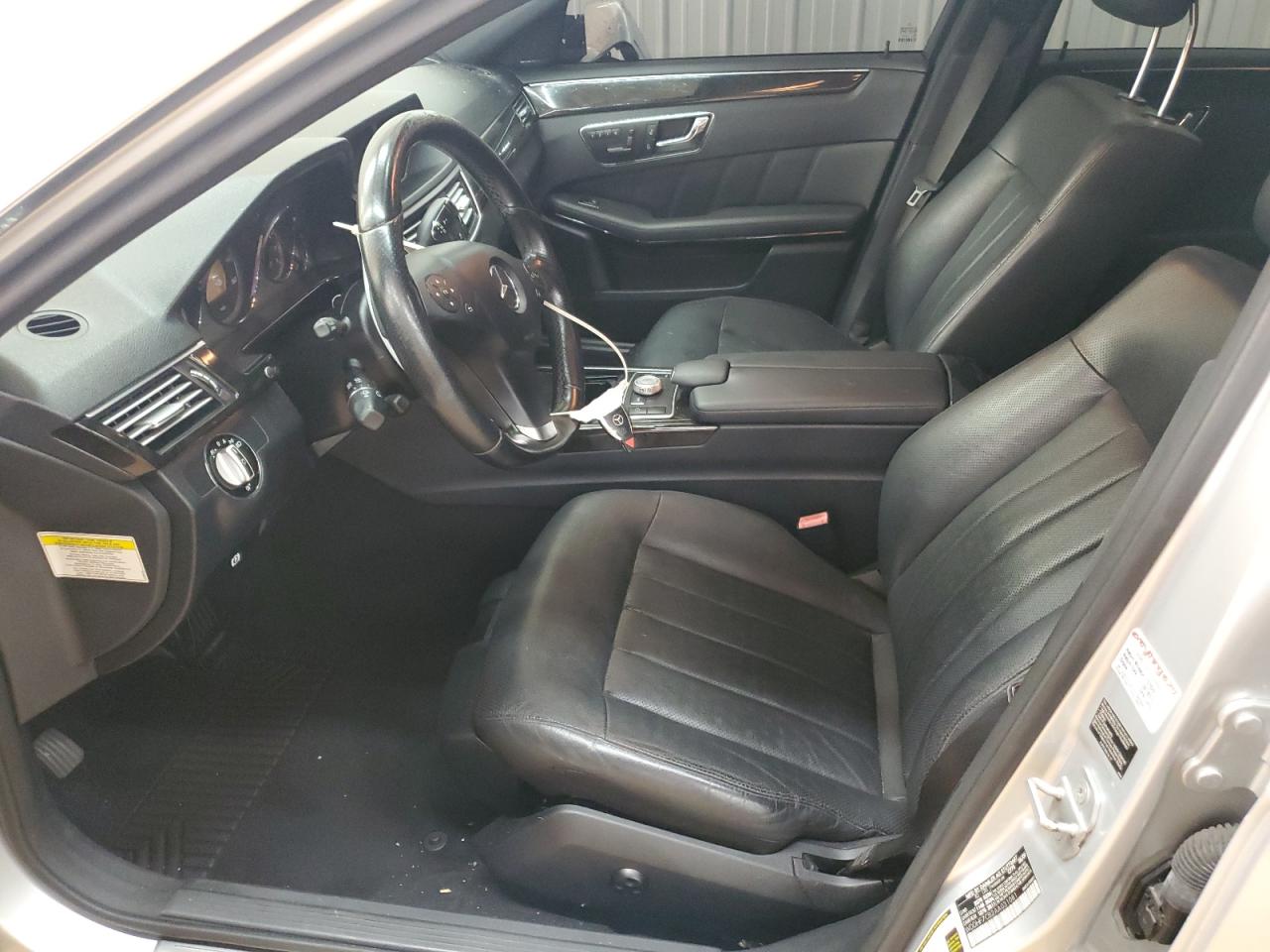 2010 Mercedes-Benz E 550 VIN: WDDHF7CB2AA031081 Lot: 82192935