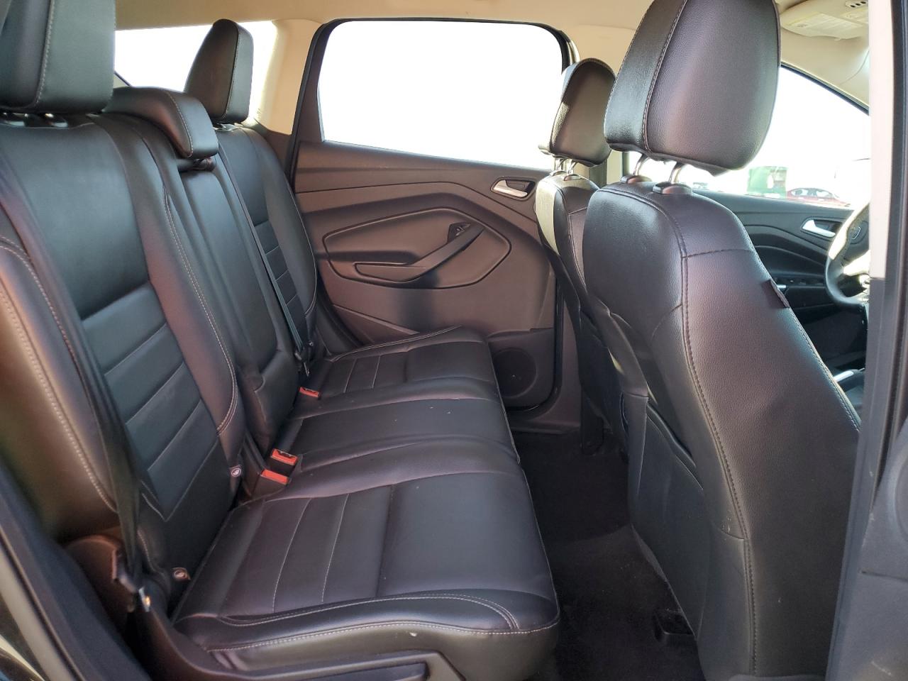 2015 Ford Escape Titanium VIN: 1FMCU9J98FUB54648 Lot: 85760125