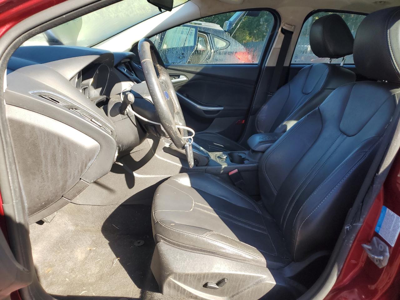 2013 Ford Focus Titanium VIN: 1FADP3N27DL152344 Lot: 82432835