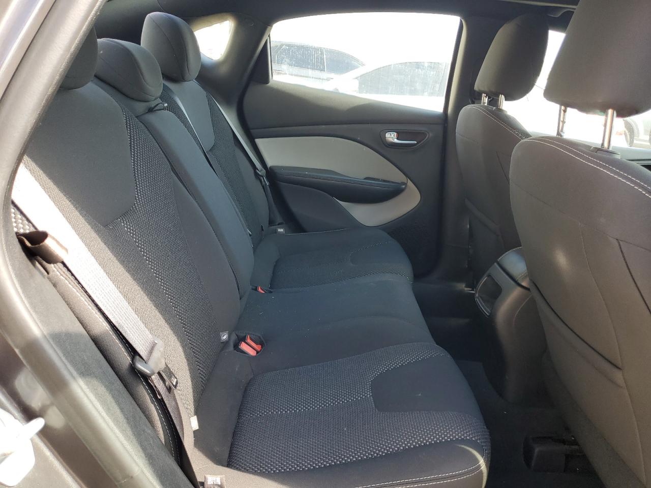 2016 Dodge Dart Sxt VIN: 1C3CDFBB1GD516040 Lot: 84021065