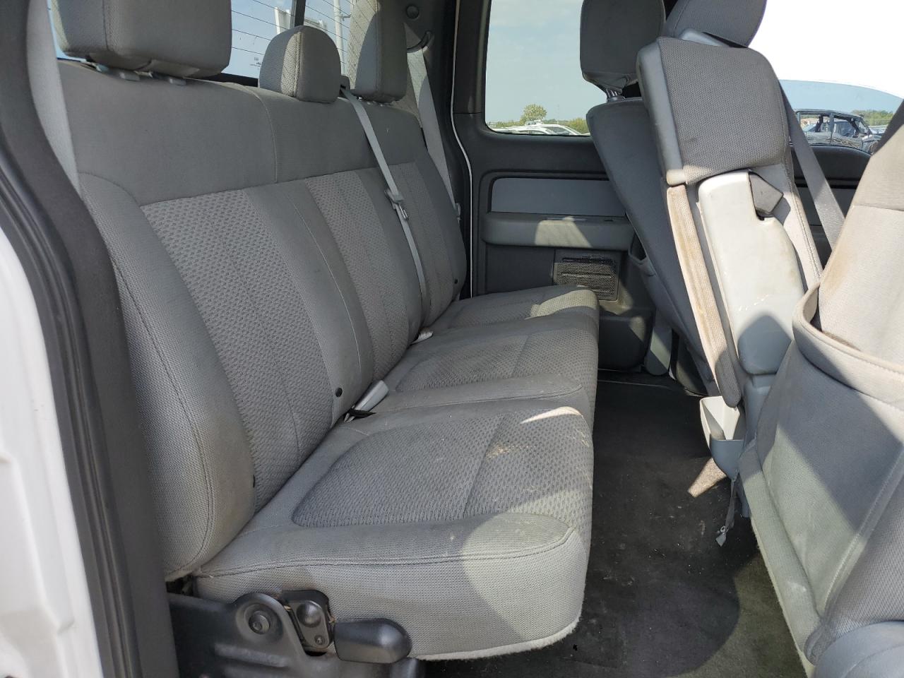 2014 Ford F150 Super Cab VIN: 1FTFX1EF5EKF69074 Lot: 81993595