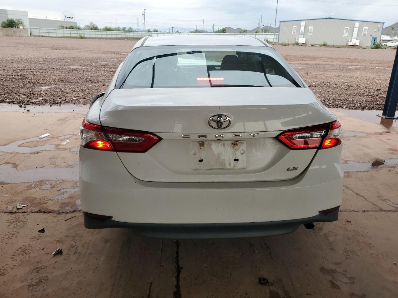 2018 Toyota Camry L VIN: 4T1B11HK6JU097289 Lot: 82413365