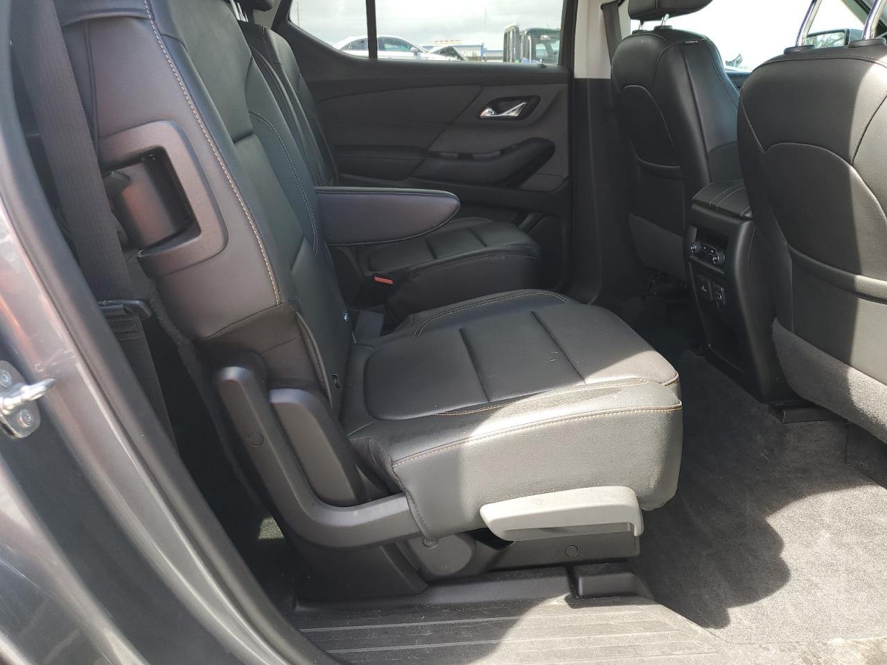 2020 Chevrolet Traverse Lt VIN: 1GNERHKW5LJ105974 Lot: 85543025