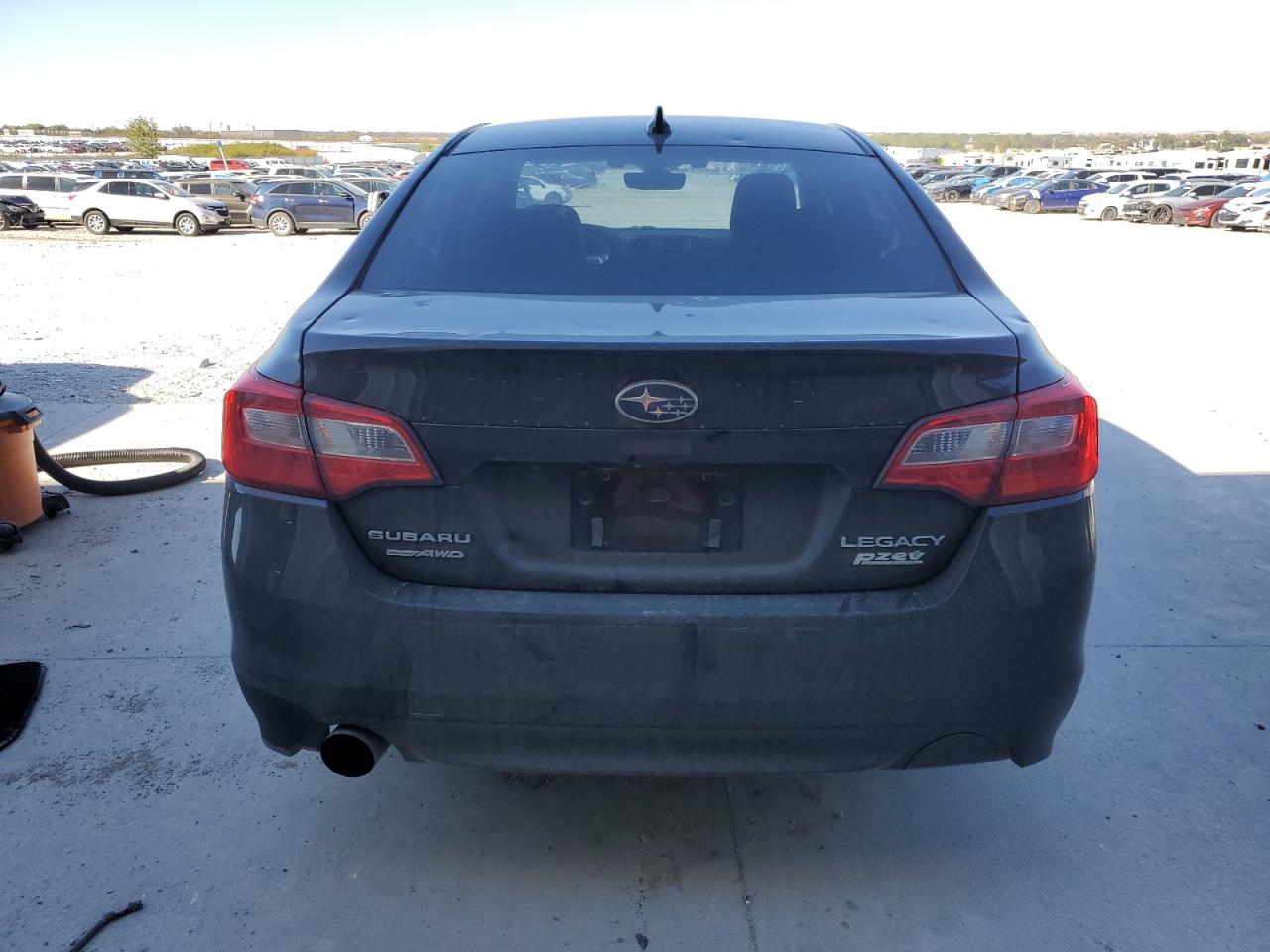 2017 Subaru Legacy 2.5I Limited VIN: 4S3BNAN60H3011362 Lot: 87055765