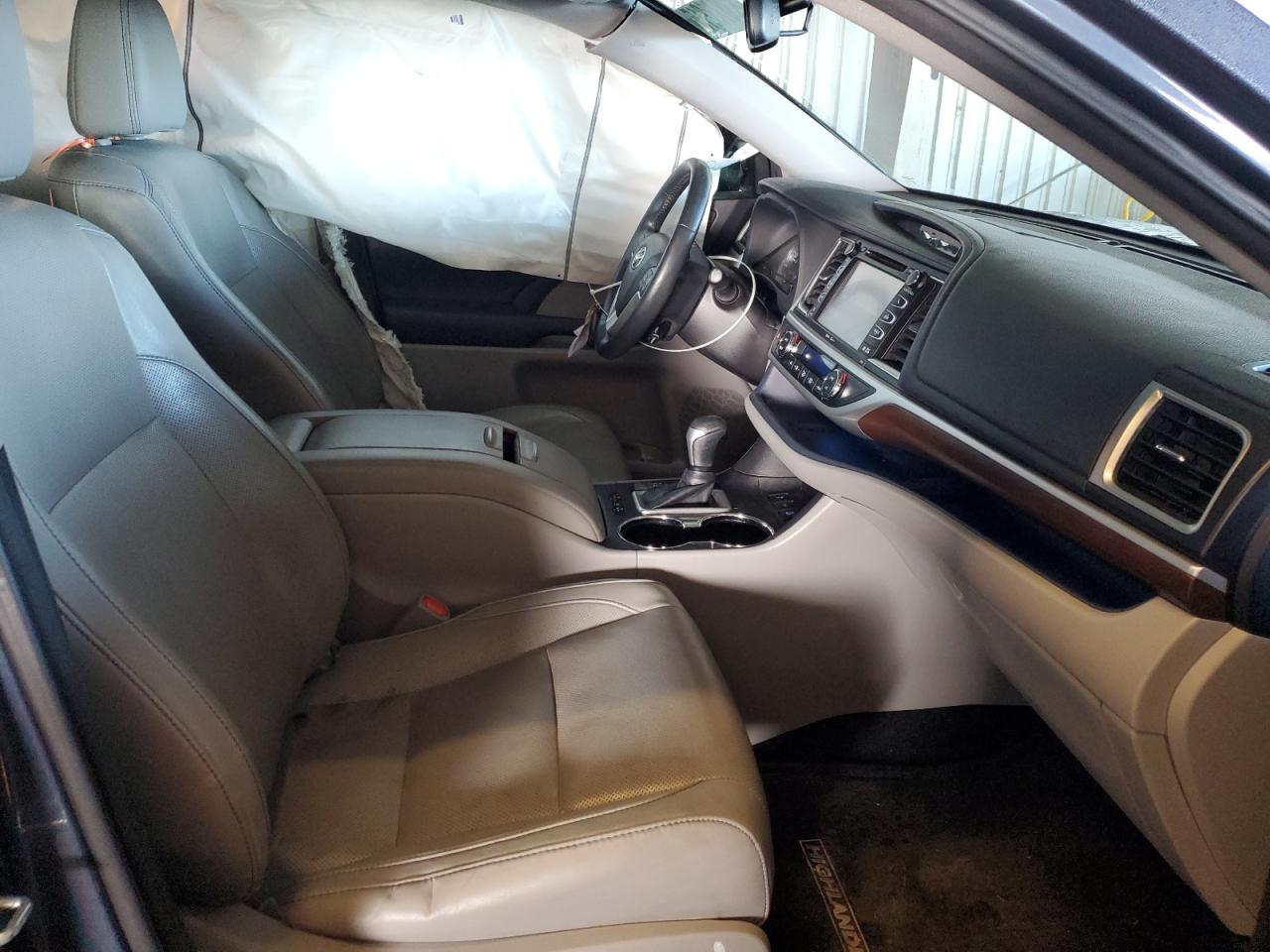 2015 Toyota Highlander Limited VIN: 5TDDKRFH2FS188765 Lot: 83873215