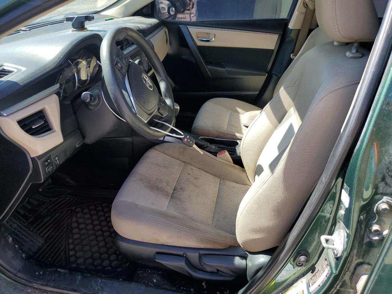 2016 Toyota Corolla L VIN: 2T1BURHE5GC704843 Lot: 84633285