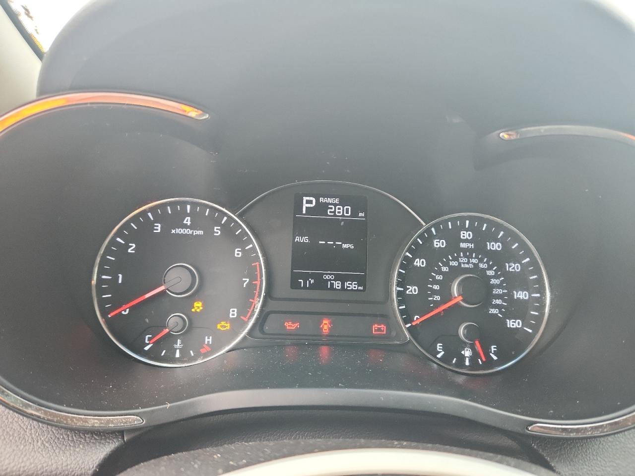 2017 Kia Forte Lx VIN: 3KPFK4A70HE017648 Lot: 86176985