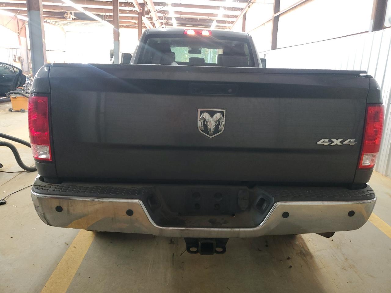2018 Ram 2500 St VIN: 3C6UR5HJ6JG106085 Lot: 82681615