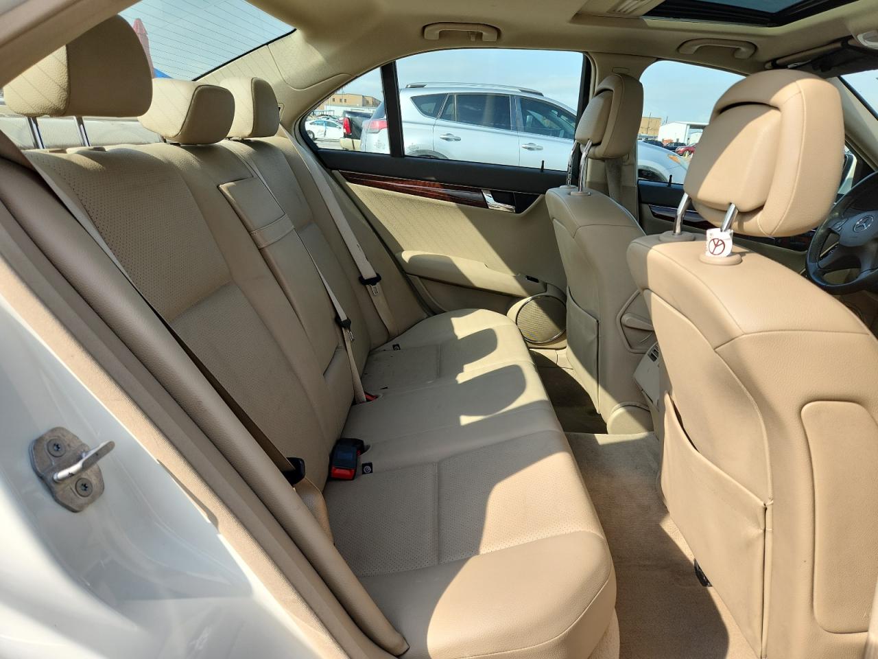 2009 Mercedes-Benz C 350 VIN: WDDGF56X29R047608 Lot: 89529145