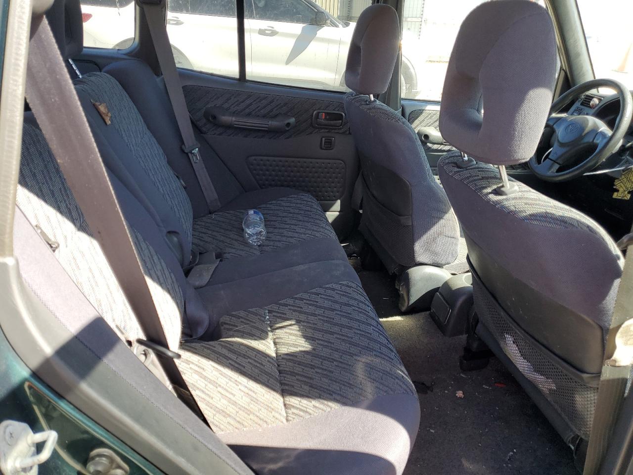 1999 Toyota Rav4 VIN: JT3HP10V9X7127853 Lot: 84972105