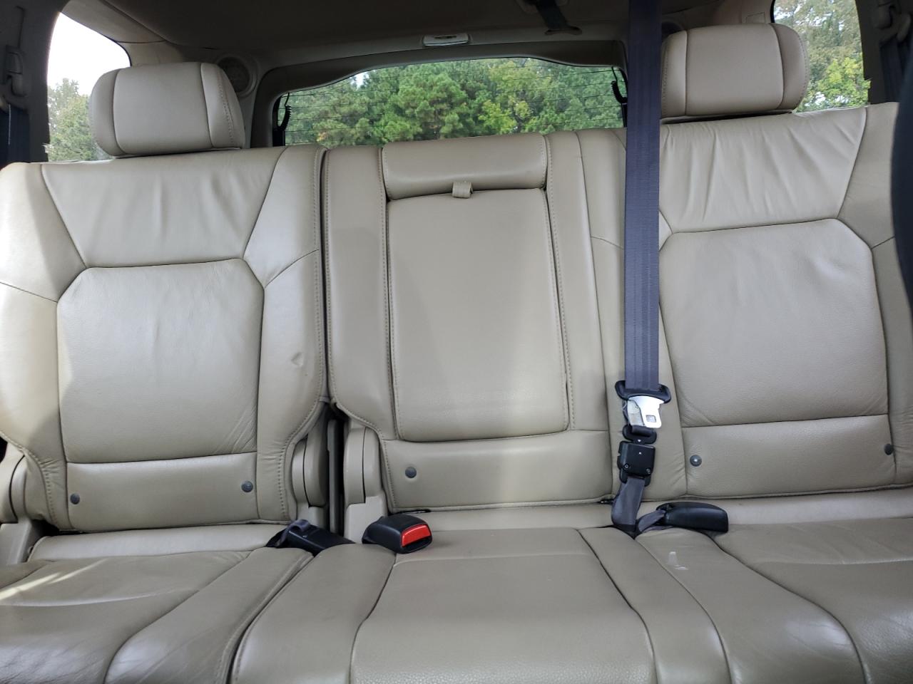 2011 Honda Pilot Touring VIN: 5FNYF4H97BB008371 Lot: 85898765