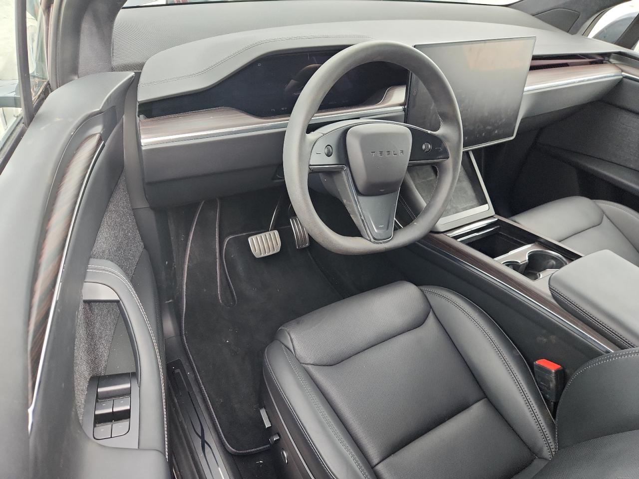 2024 Tesla Model X VIN: 7SAXCDE52RF442264 Lot: 84564375