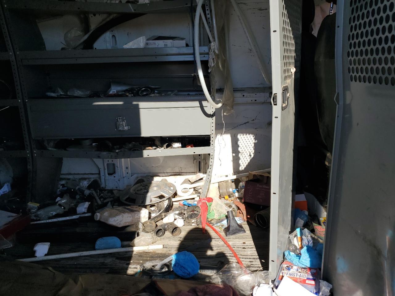 2018 Ram Promaster Van 2500 H VIN: 3C6TRVDG5JE100781 Lot: 82476095