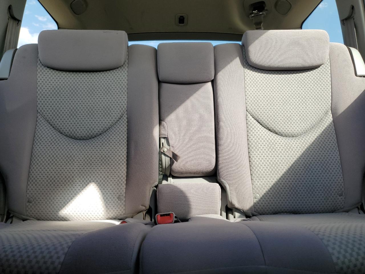 2008 Toyota Rav4 VIN: JTMBD33V586066123 Lot: 81936575