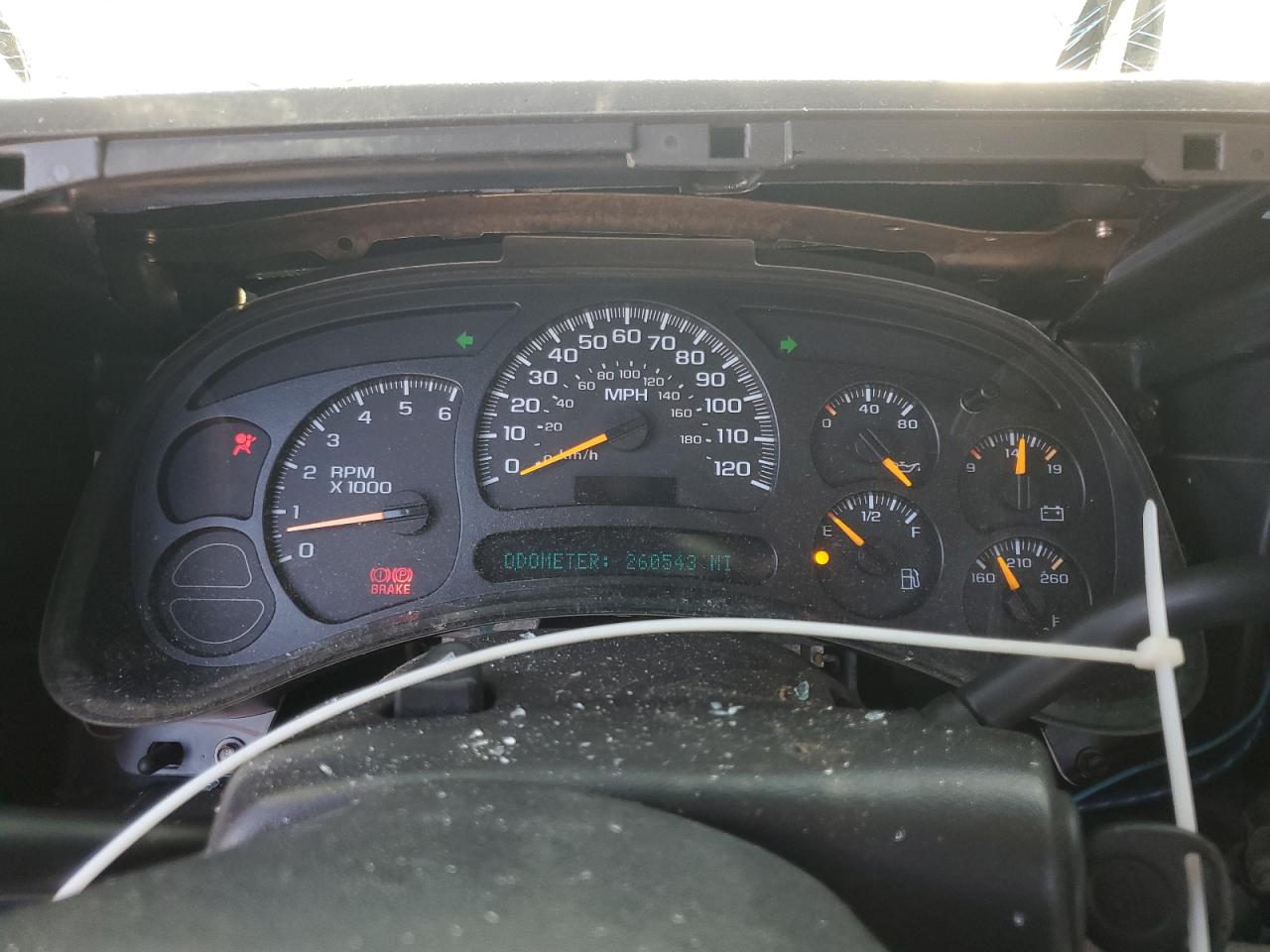 2005 Chevrolet Tahoe C1500 VIN: 1GNEC13V35R255343 Lot: 90680745