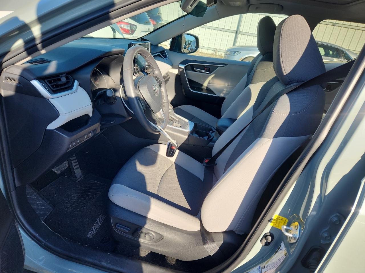 2020 Toyota Rav4 Xle VIN: 2T3P1RFV5LC072445 Lot: 85829625