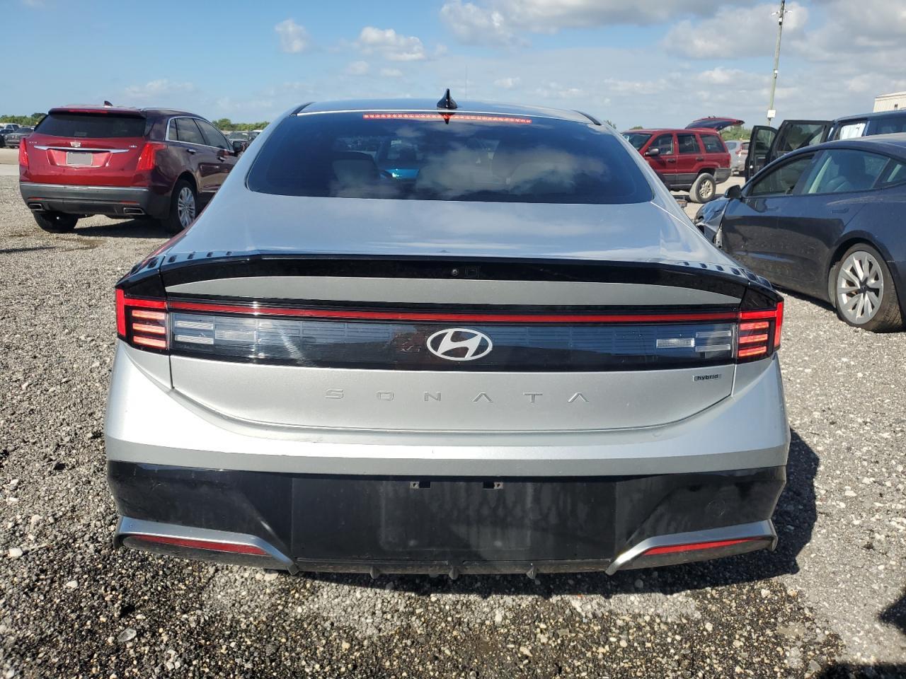 2025 Hyundai Sonata Hybrid VIN: KMHL34JJ6SA108067 Lot: 87179865