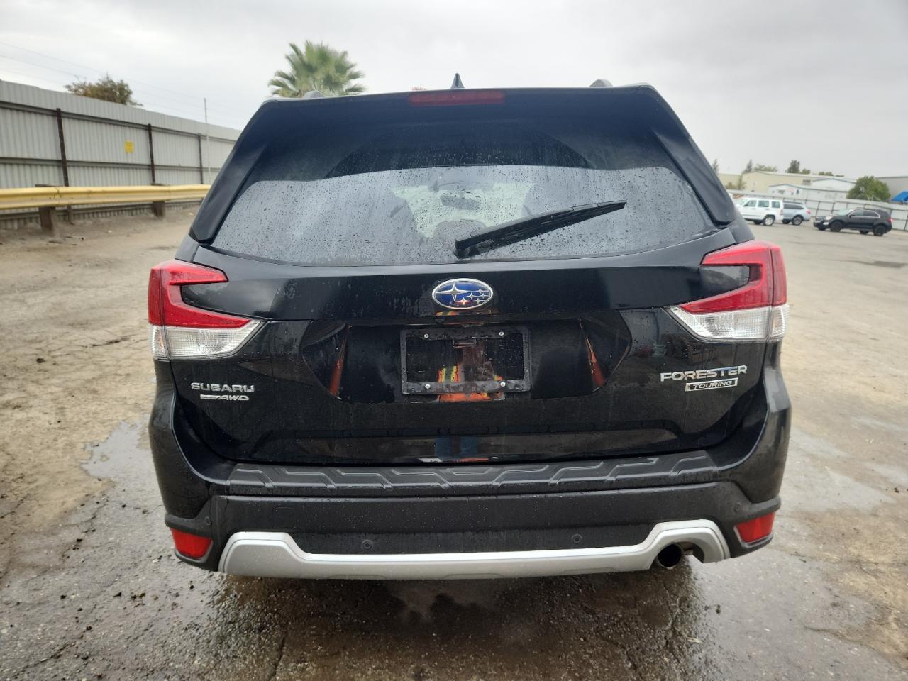 2019 Subaru Forester Touring VIN: JF2SKAWC1KH489668 Lot: 82194765
