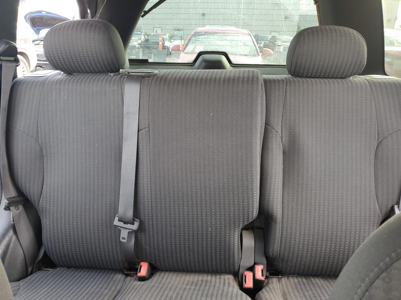 2002 Jeep Liberty Sport VIN: 1J4GL48K12W200043 Lot: 82410785