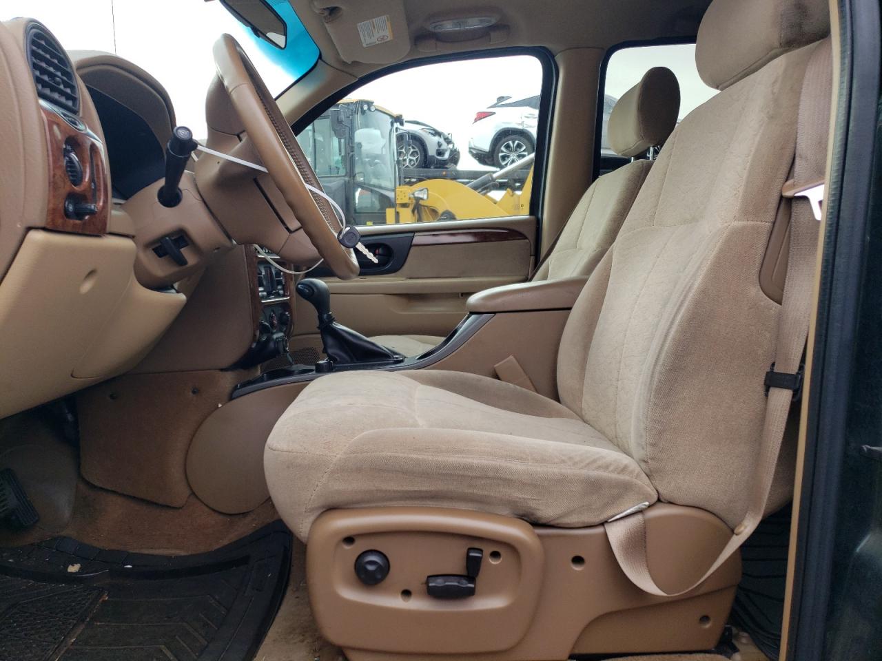 2003 Isuzu Ascender S VIN: 4NUET16S932100767 Lot: 86098765