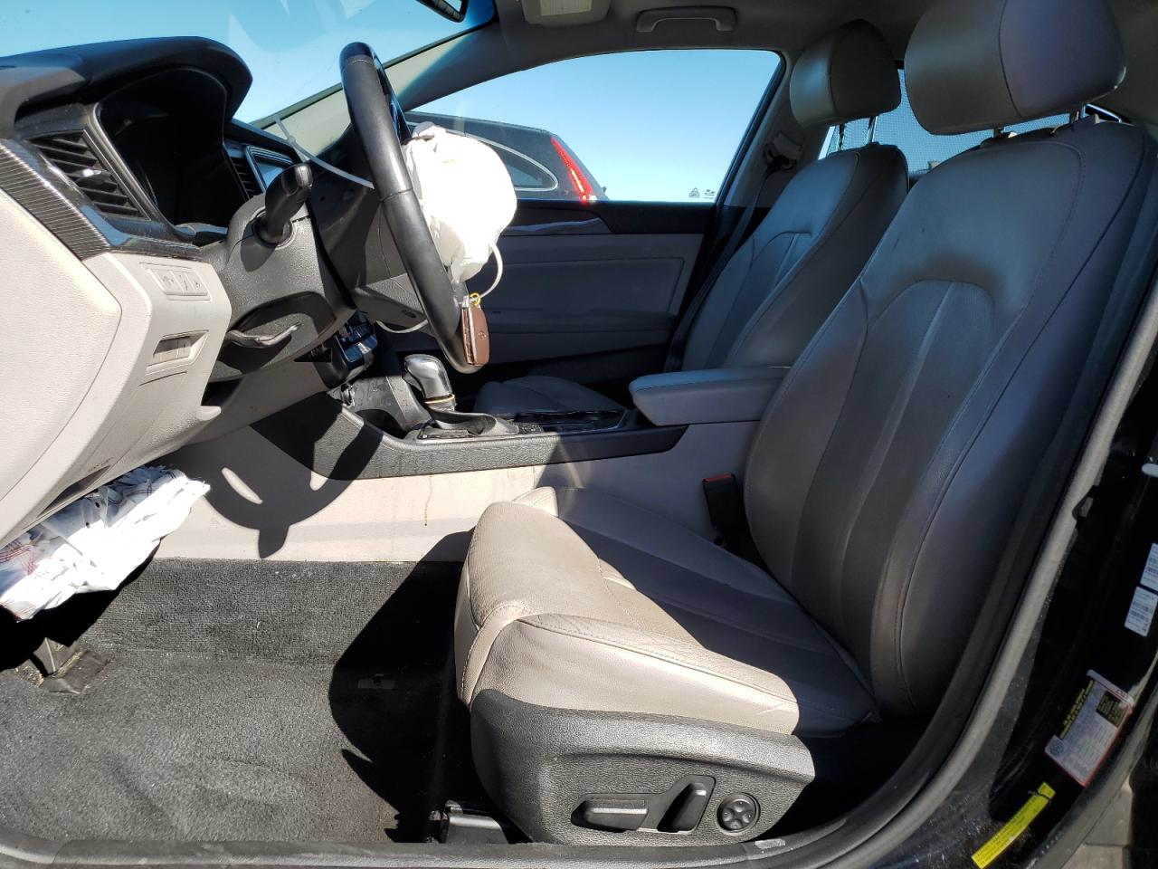 2018 Hyundai Sonata Sport VIN: 5NPE34AF1JH677568 Lot: 82336155