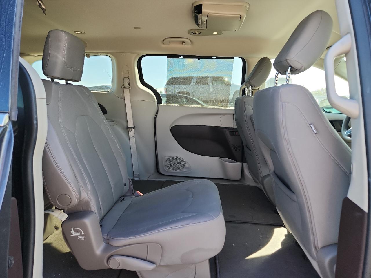 2018 Chrysler Pacifica Touring Plus VIN: 2C4RC1FG5JR157913 Lot: 81894805