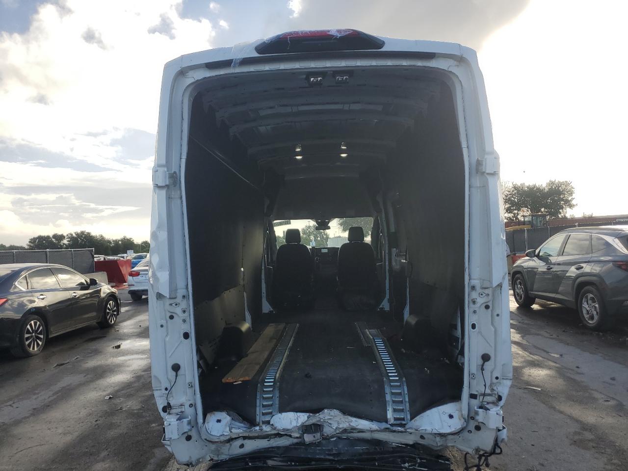 2023 Ford Transit T-250 VIN: 1FTBR3X80PKA82581 Lot: 85100375