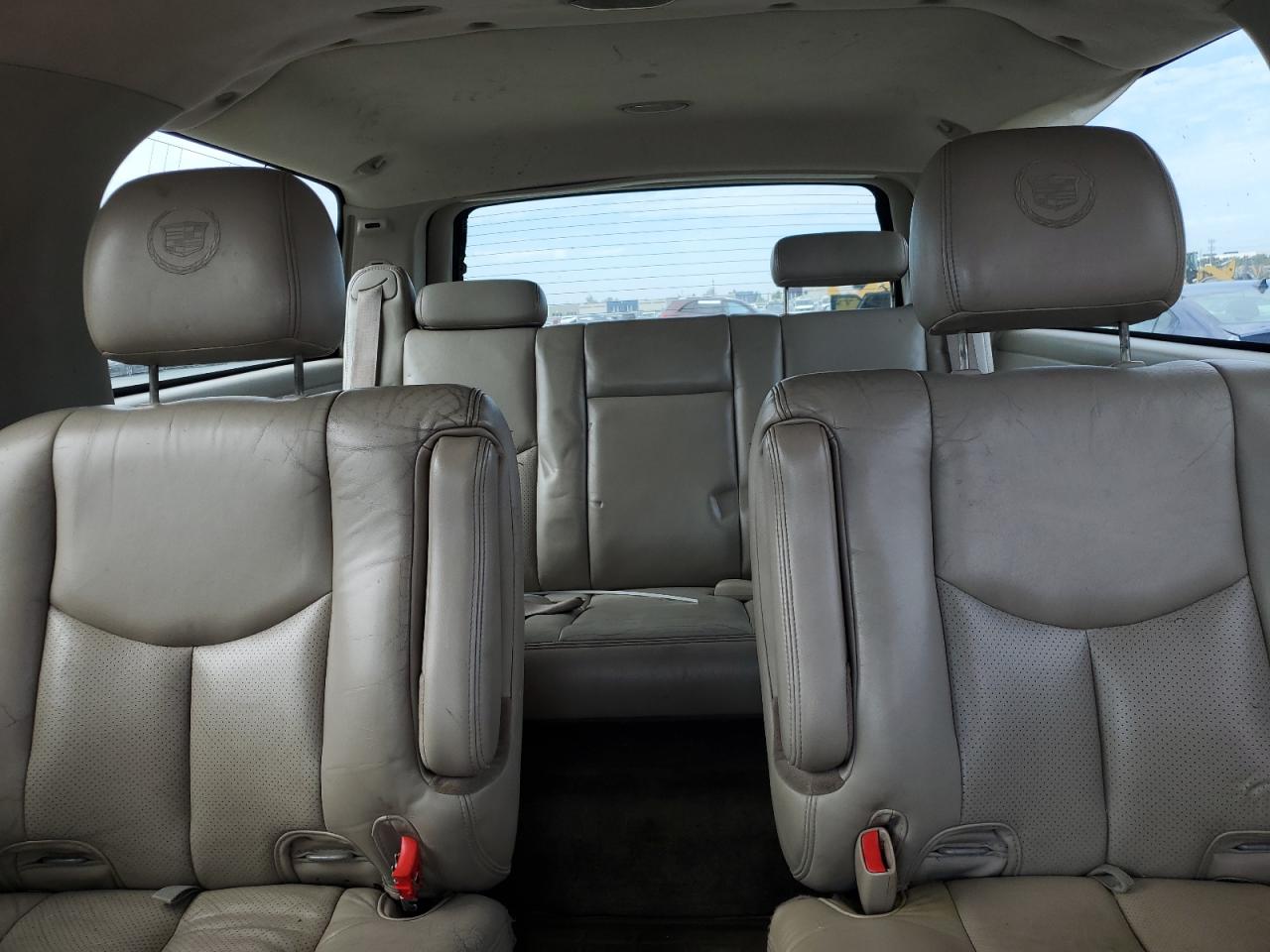 2004 Cadillac Escalade Esv VIN: 3GYFK66N24G232444 Lot: 86182975