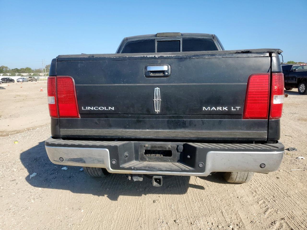 2006 Lincoln Mark Lt VIN: 5LTPW18526FJ11221 Lot: 85880715