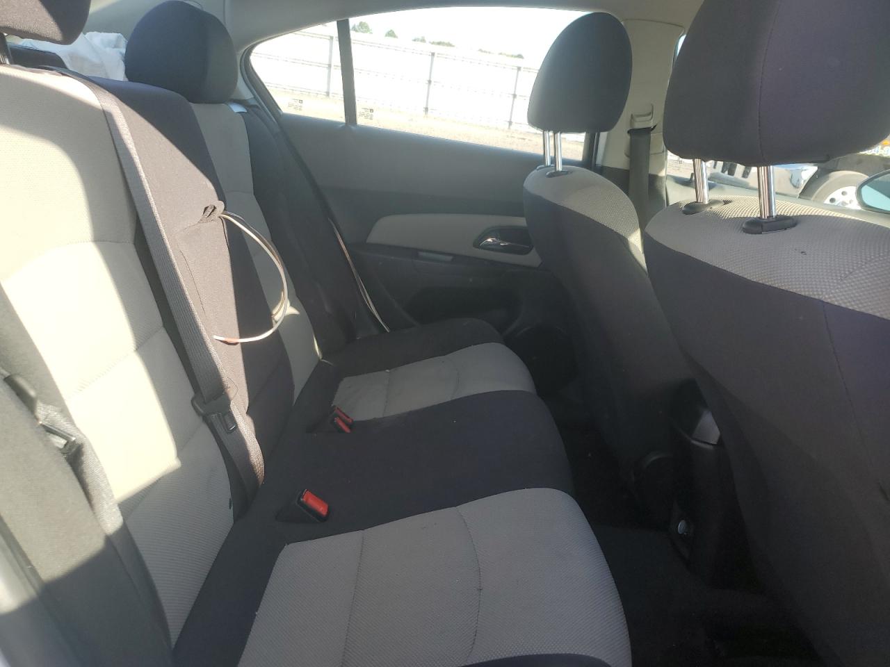 2014 Chevrolet Cruze Ls VIN: 1G1PA5SH3E7401352 Lot: 84993525