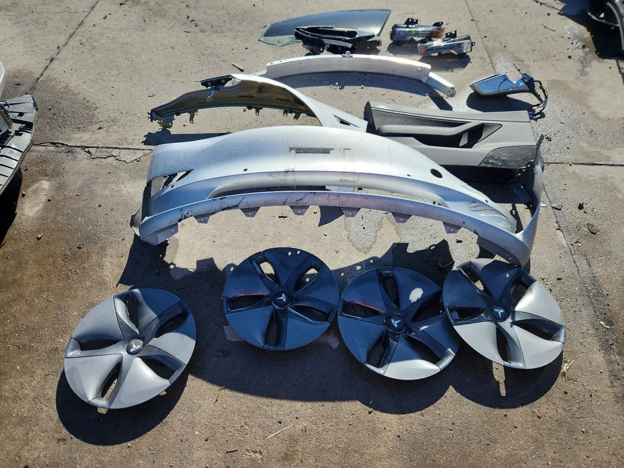 2018 Tesla Model 3 VIN: 5YJ3E1EA4JF076541 Lot: 83998405