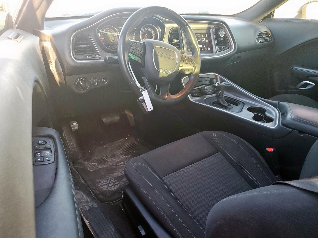 2019 Dodge Challenger Sxt VIN: 2C3CDZAG1KH505873 Lot: 84414585