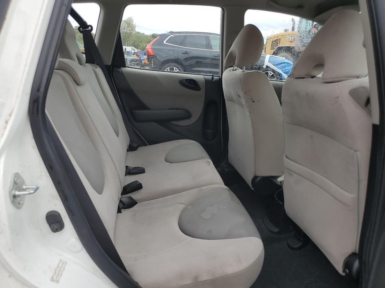 2007 Honda Fit S VIN: JHMGD386X7S052066 Lot: 82456295