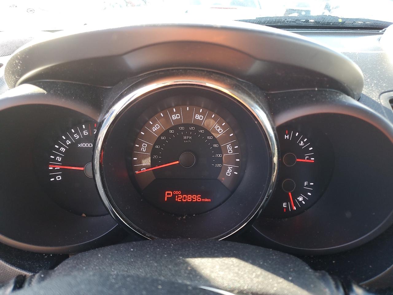 2011 Kia Soul + VIN: KNDJT2A22B7331678 Lot: 84955505