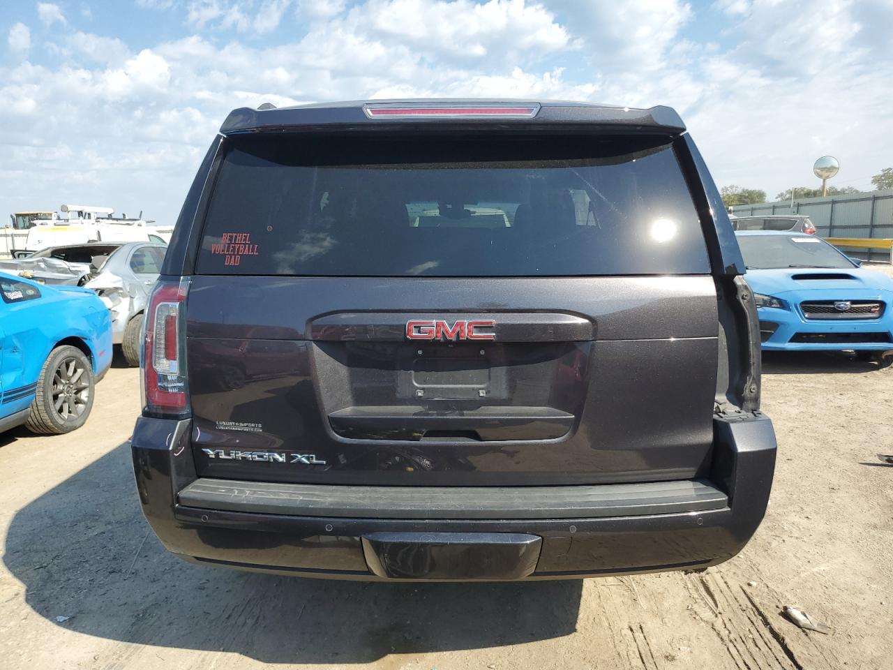 2016 GMC Yukon Xl K1500 Sle VIN: 1GKS2FKC6GR328403 Lot: 82312675
