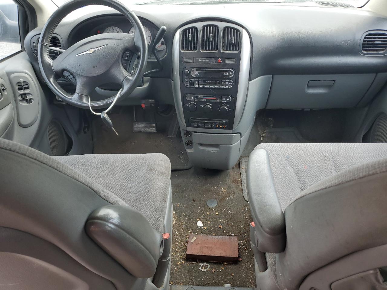 2006 Chrysler Town & Country Touring VIN: 2A4GP54L26R818141 Lot: 85357555