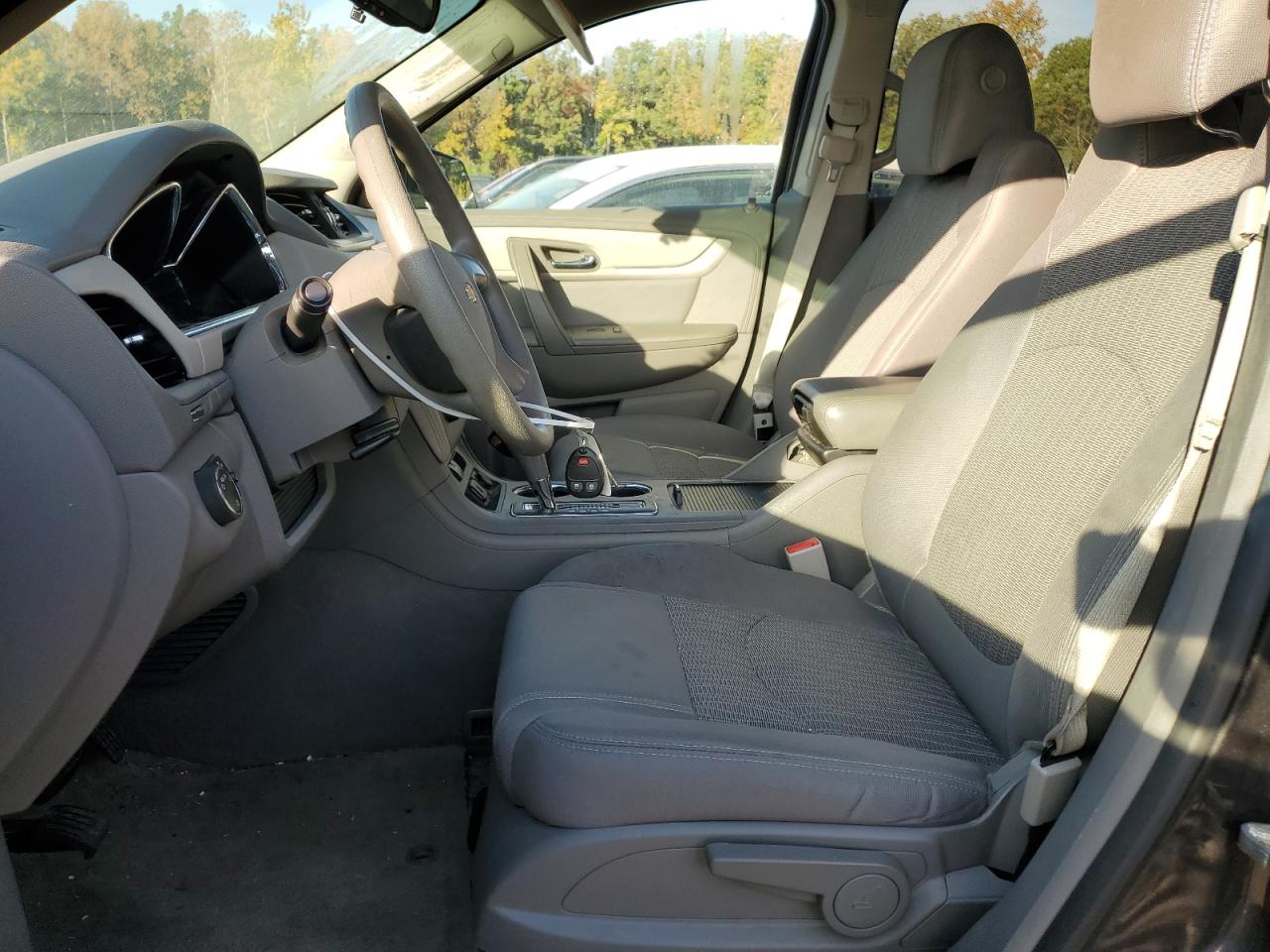 2016 Chevrolet Traverse Ls VIN: 1GNKRFED0GJ271617 Lot: 85122385