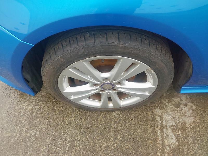 2016 MERCEDES-BENZ A 200 D SPORT PREMIUM AUT 